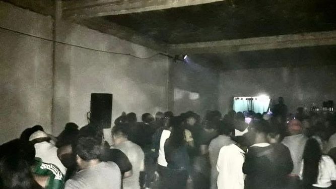 En la fiesta había entre 150 y 200 participantes. .