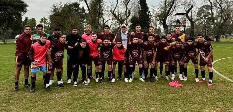 EQUIPO. Monterrey dio batalla por clasificar al Regional.