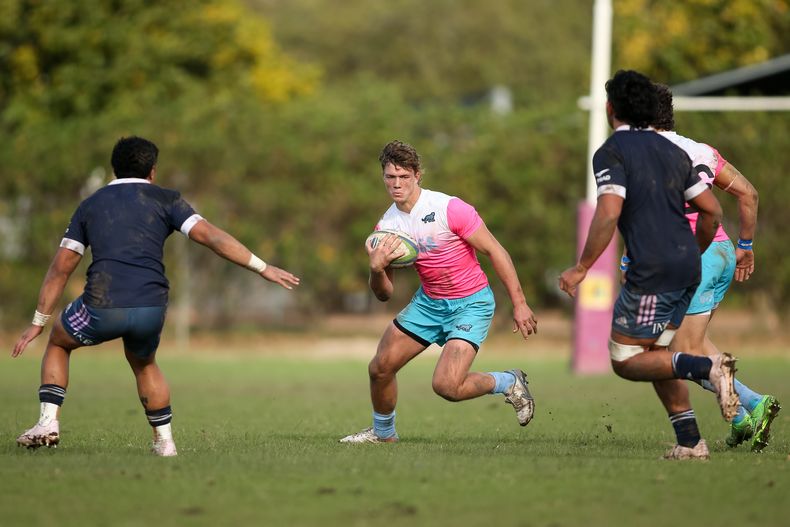 Los Pumitas tuvieron a Benjamín Elizalde como fullback titular.