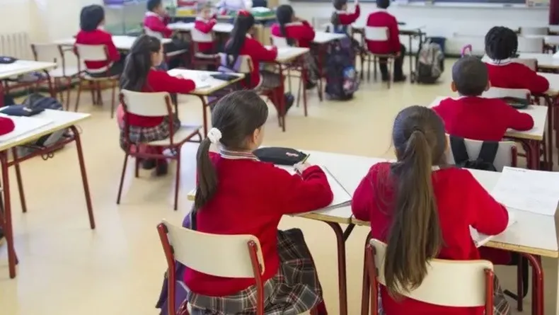 OTRO AUMENTO. Los colegios piden que los dejen aumentar hasta fin de año.
