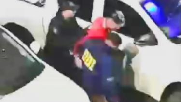 CUARTO DETENIDO.&nbsp; Momento en que llega a la DDI.