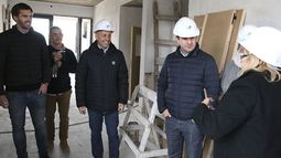 CASCOS. Ducoté, en las últimas horas de anuncios antes de las PASO. .