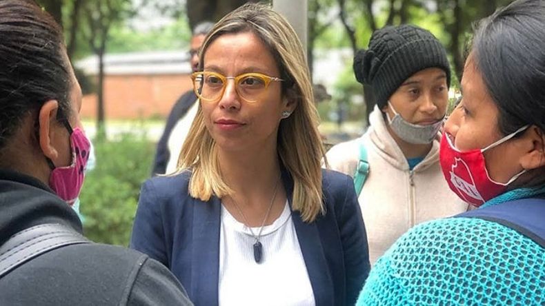 ADRIANA CÁCERES..