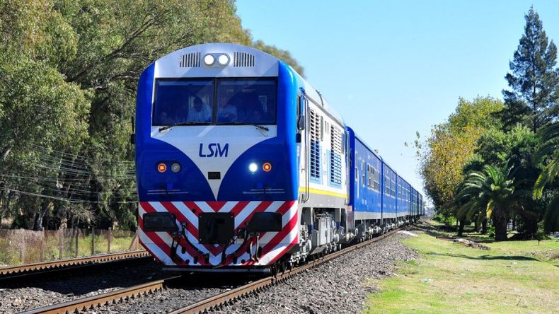 MÁS LENTO. Este miércoles, los trenes circularán a un máximo de 30 Km/H entre Pilar y Retiro.