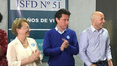 VISITA. Sánchez Zinny y Ducoté en el ISFD 51 aseguraban que no habría cierre. .