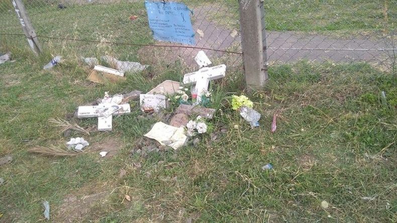 El lugar, a metros del accidente, fue destruido..