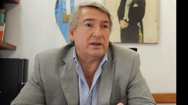 DURO. En plena campaña, el massista se mostró contra Scioli..