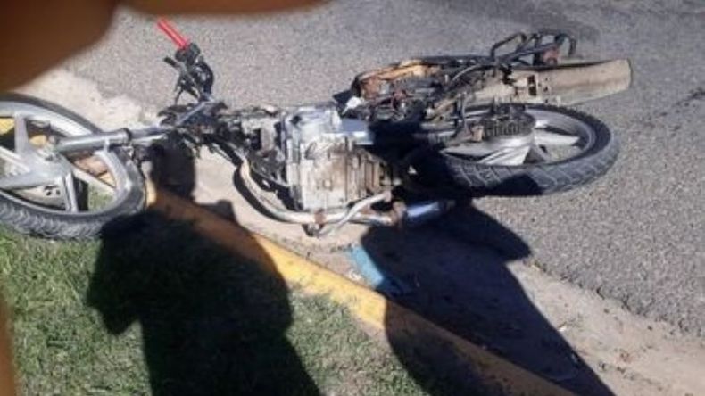 El joven accidentado permanece internado en una clínica de Caseros. .