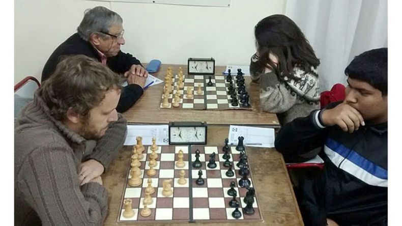 El torneo va lunes y miércoles..