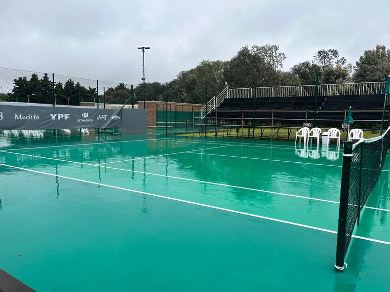 La cancha de Mayling CC, bajo el agua.