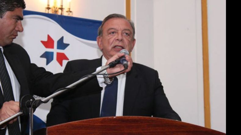 Zúccaro apunta a “pilarizar” su gestión, lejos de peleas políticas..
