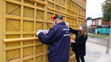 Clausuran un supermercado en Monterrey