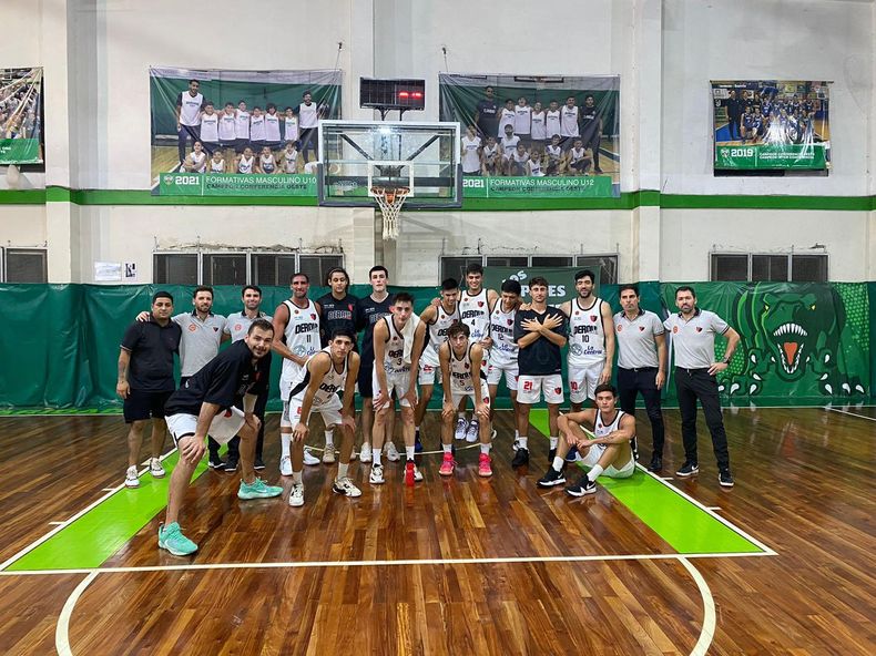 Derqui lidera la Zona 2 de la División Metropolitana con récord 9-1.