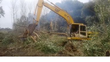 TALA. Topadoras en el Pellegrini, durante el intento privatizador del macrismo en 2019. &nbsp;