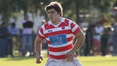 Pilar a Diario | En acción. Bivort espera su chance desde el banco..