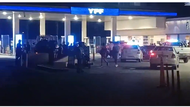 El crimen tuvo lugar en una estación de servicio de Lavalle y Teodoro Fels, en Zárate. Foto: Noticias Argentinas.