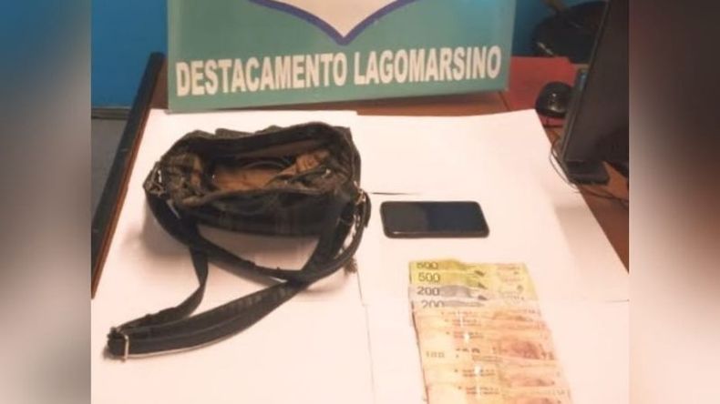 El asalto ocurrió a las 3 de la madrugada de hoy y la víctima recuperó sus pertenencias. .
