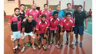 EL EQUIPO. El plantel mayor de la Avenida..