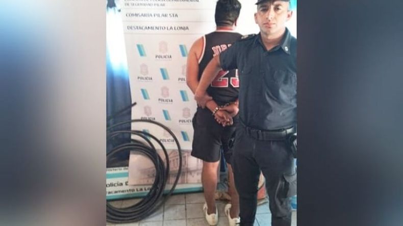 El detenido ya había sustraído 15 metros en el lugar. .