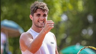 PUÑO CERRADO. Santiago Rodríguez Taverna cerró con título su buena semana en Chacabuco.