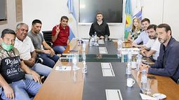 REUNIÓN. Achával recibió a los sindicatos y destacó la labor de los empleados municipales..