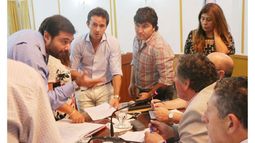 ACUERDO. Uno de los cuartos intermedios en los que se modificó un expediente..