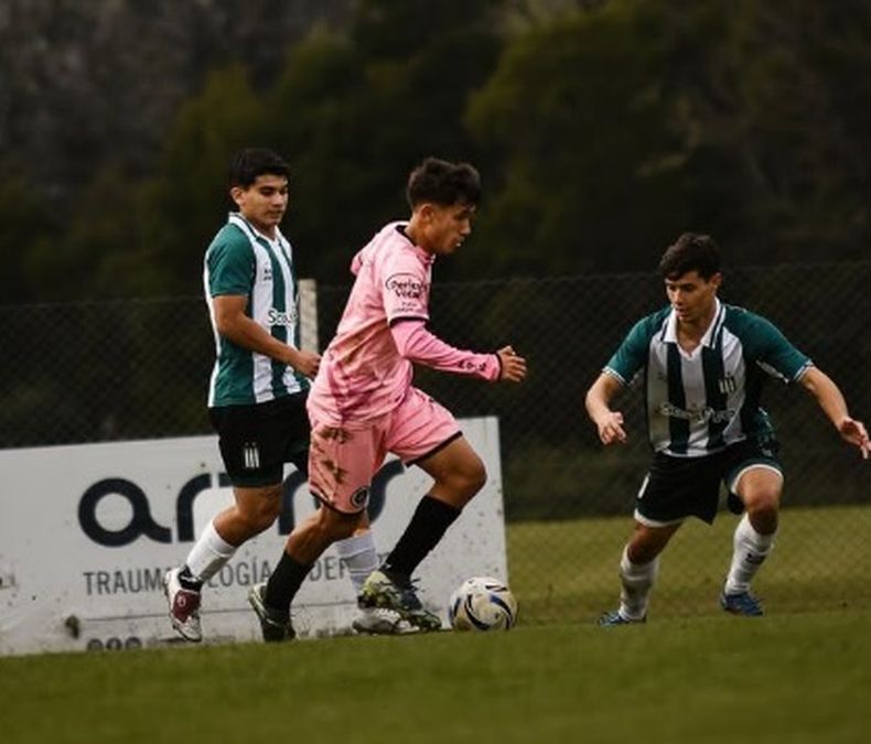 La reserva de Real Pilar llega con triunfos ante Excursionistas y Flandria.