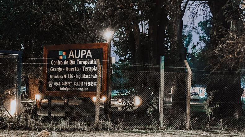 El centro terapéutico AUPA está ubicado en la calle Mendoza, Ingeniero Maschwitz.