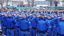 LOS AZULES. La Provincia cuestiona la preparación pero no abonó sueldos..