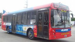 EXTINCIÓN. El clásico 57 por ruta 8 dejará de existir desde el lunes..