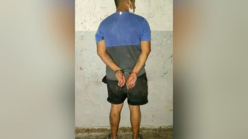 El detenido tiene 27 años y es oriundo del barrio Monterrey. .