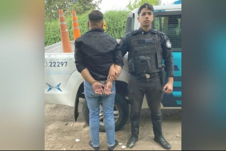 El detenido tiene 38 años y antes de intentar abusar de la joven, realizó exhibiciones obsenas.&nbsp;