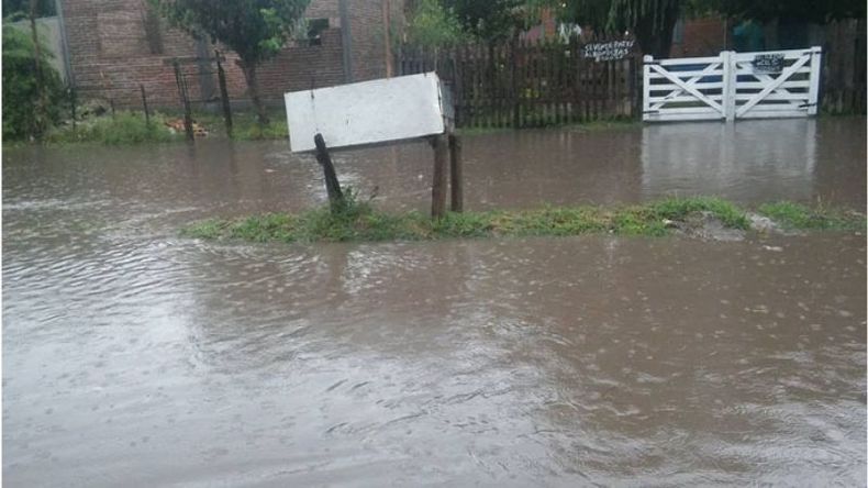 BARRIOS. Una postal del barrio Agustoni, ayer a la mañana..