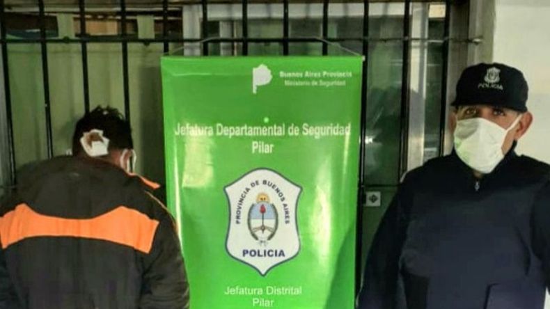 DETENIDO. Tiene 29 años y vive en el mismo barrio. .