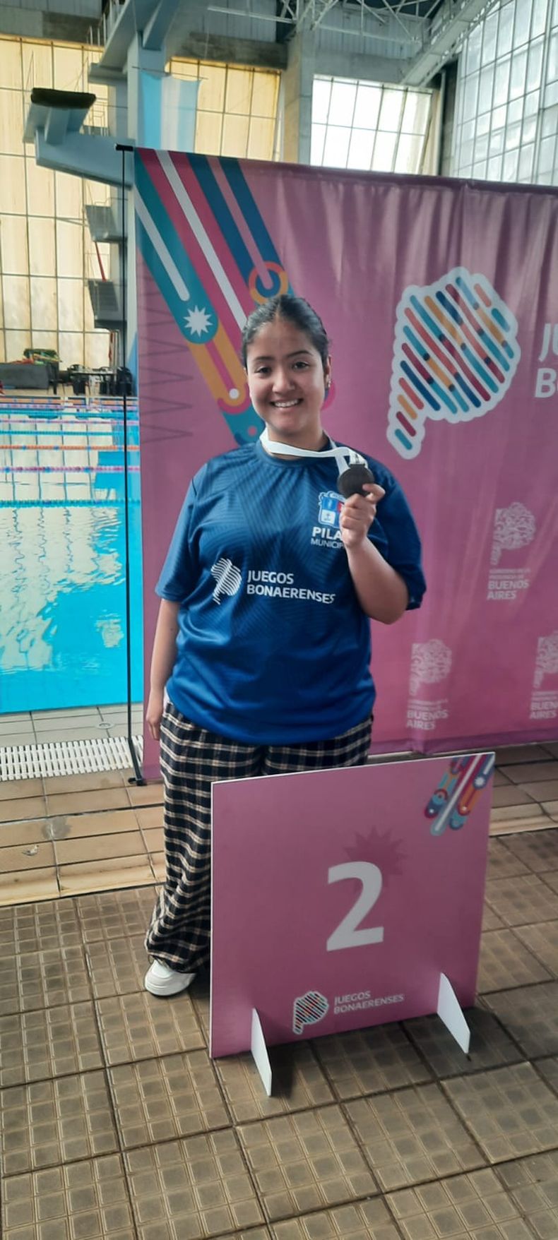 Melina Escudero es alumna de la Escuela Municipal de Natación para personas con discapacidad (PCD).