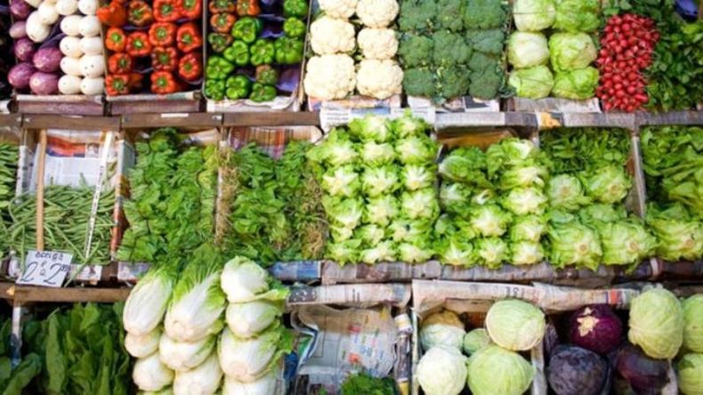CHAU ENSALADA. La lechuga aumentó más del 200%..