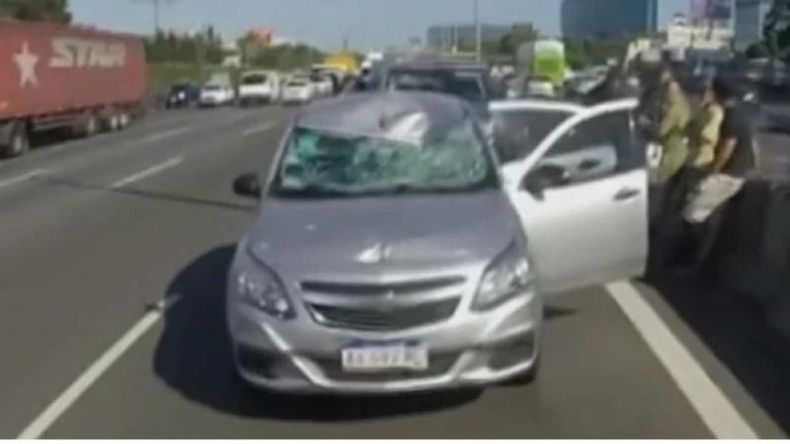 El accidente se produjo a la altura de la calle Pelliza..