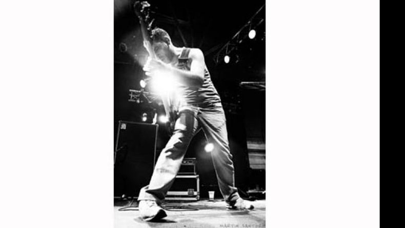 Federico Ghazarossian, entre el rock y el tango, sin escalas..