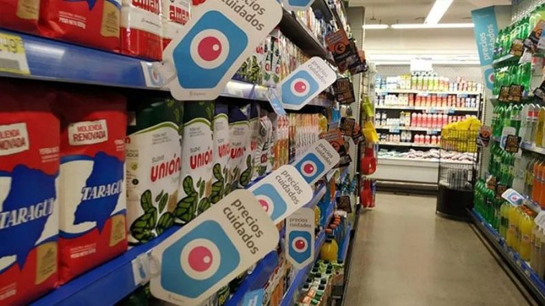 CUIDADOS. El acuerdo incluye aumentos del 6% para tres meses. .