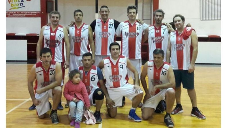 POSE. Los maxi de Atlético, que buscan ser protagonistas..