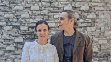 DUPLA CREATIVA. Fernanda Karageorgiu y Alejandro Arrojo, fundadores de Tequisté.