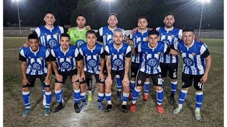 EQUIPO. Metalúrgico sigue con su racha positiva para liderar en la elite. (FOTO: Mario Cacerez)..