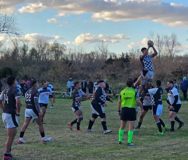 San José recibirá a Porteño con la ilusión de descontar puntos en la Zona Desarrollo.