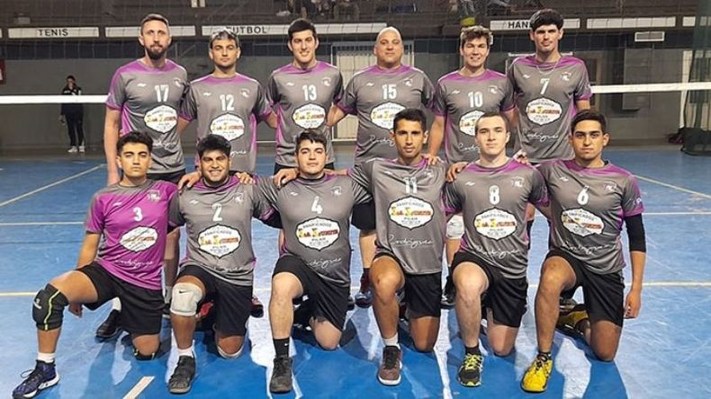 IMPARABLES. Los varones de Sinergia metieron el tercer triunfo en fila..