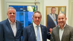 DE EXPORTACIÓN. Scioli recibió en Brasilia los responsables de Whirpool. &nbsp;