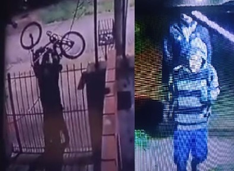 El robo de la bicicleta quedó registrado por las cámaras.