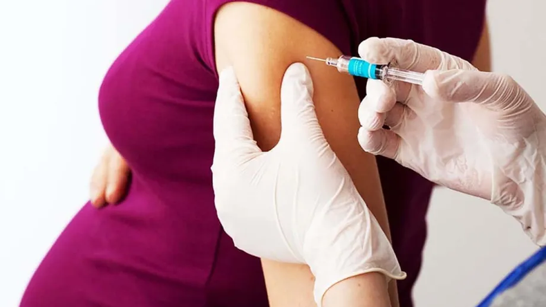 La Provincia convoca a las embarazadas de entre 32 y 36 semanas a vacunarse para proteger a los beb&eacute;s de la bronquiolitis.