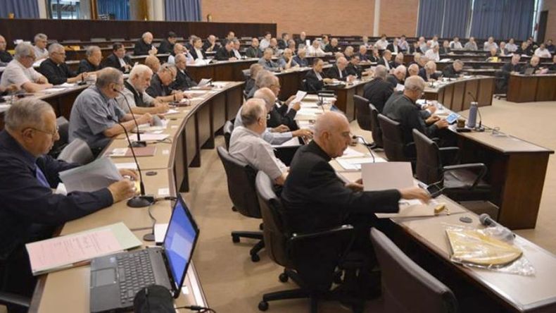PLENARIO. Hasta el viernes, los obispos debatirán la realidad de la Iglesia y del País..