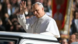 El Papa León XIV confirmó a dos religiosos argentinos que visitará la Argentina