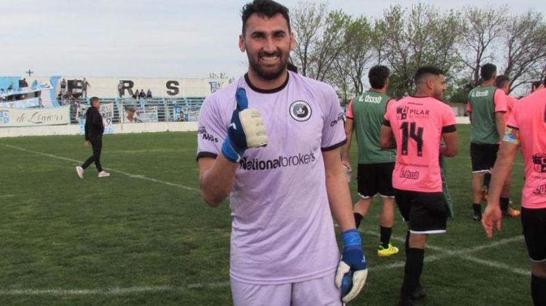 SONRISA. Pablo Adasme selló de arco a arco el triunfo de Real..